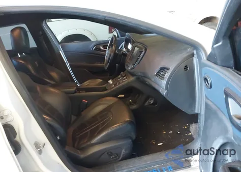 2015 Chrysler 200 S из США, поврежденный, VIN 1C3CCCBBXFN653309